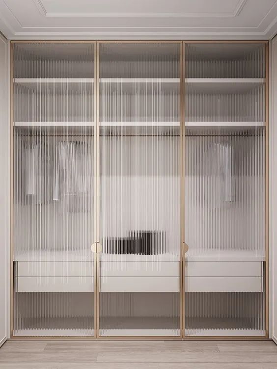 [尚层空间装饰]衣柜内部结构这样布局，解决你家 90% 的收纳难题！